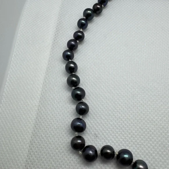 Vintage Tahitian Peacock Rainbow Black Pearl Necklace 14K Gold CLASP 18” - Picture 3 of 14